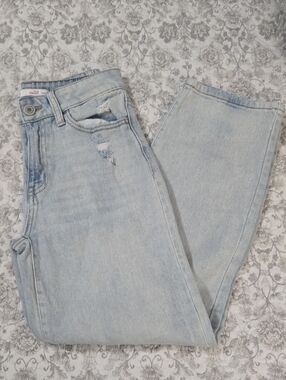 SO Light Wash Straight-Leg Jeans